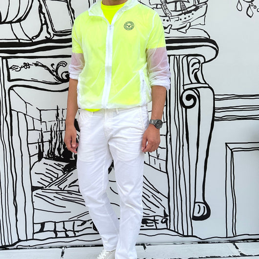 Full Sleeve Unisex Jacket Design - Front  Back Straight - Logo Reflected Grey - Slim-Fit - Top Hood - Thin Elastic Hem Bottom - Fabrique Au Korea - Eco Wear - Quick Drying - Extra Comfort - Moisture Management - Design Pattern Au Vietnam - Developed in Yiwu China.