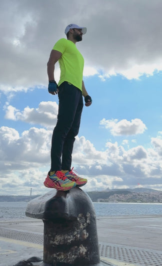 High-end Sports Leisure Design : This men's sports leisure trouser combines comfort with style, perfect for fitness training casual wear.